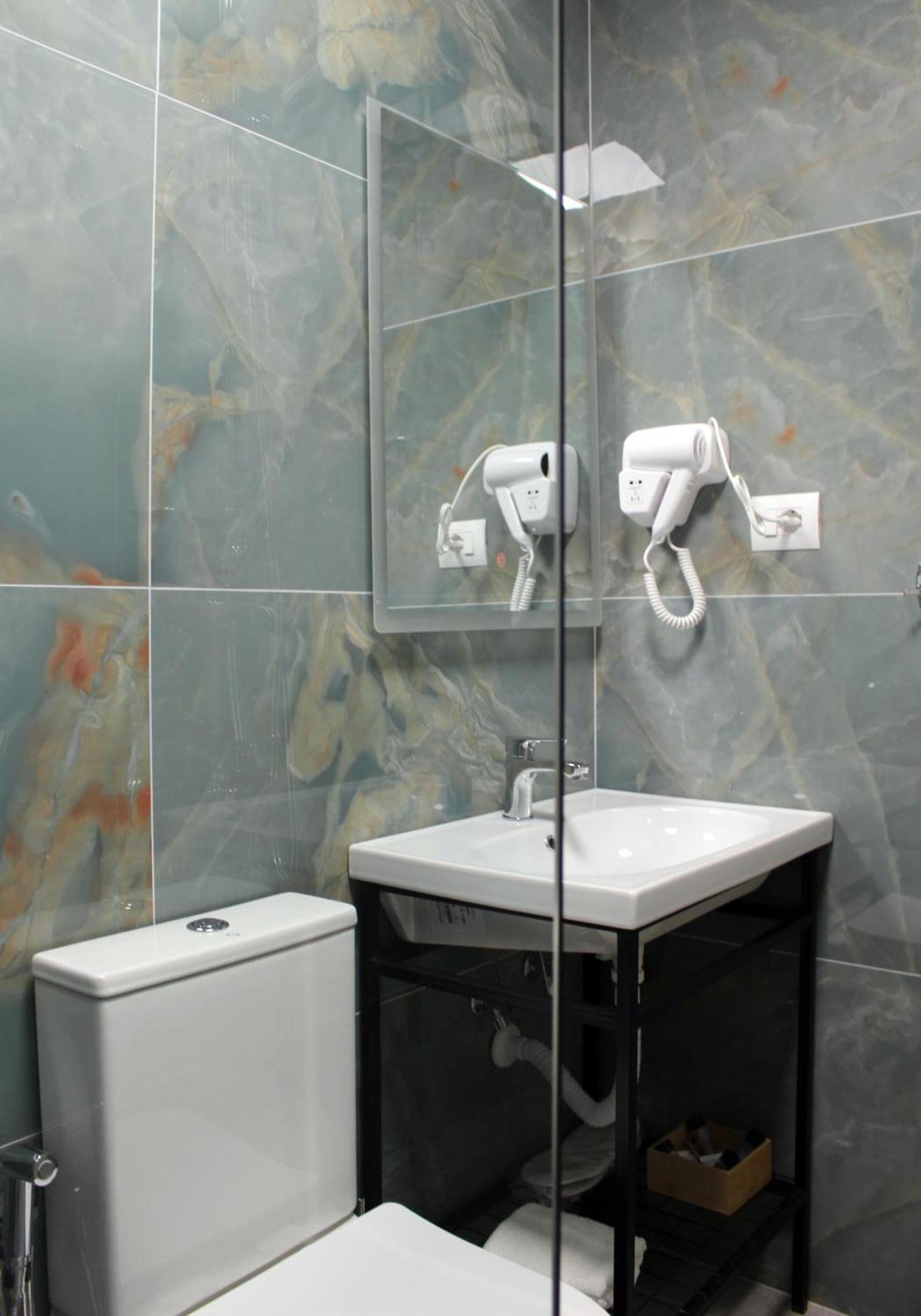 Guest House Amades Gjirokastër 외부 사진