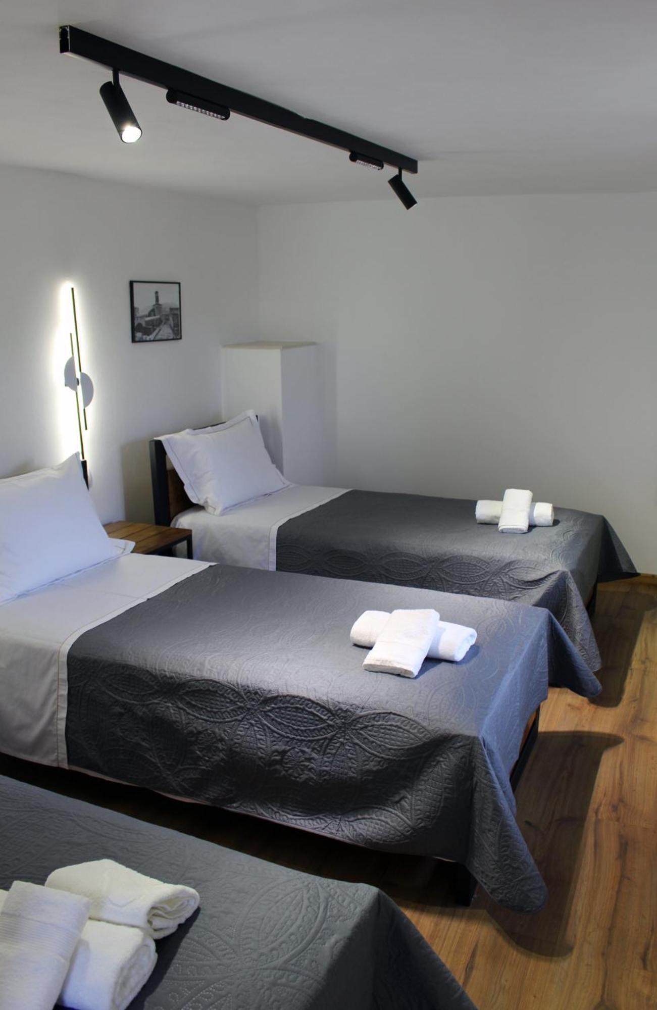 Guest House Amades Gjirokastër 외부 사진