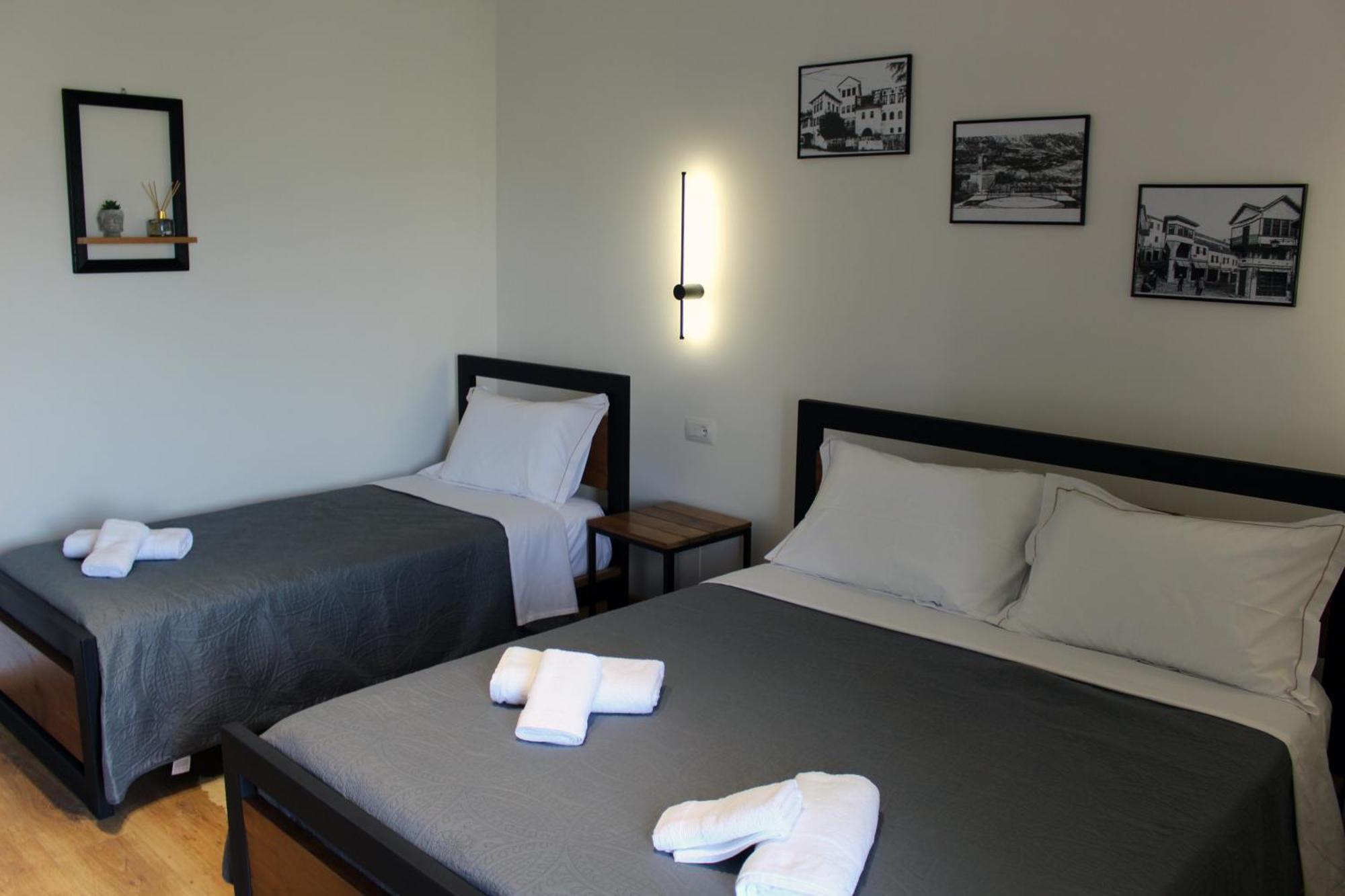 Guest House Amades Gjirokastër 외부 사진