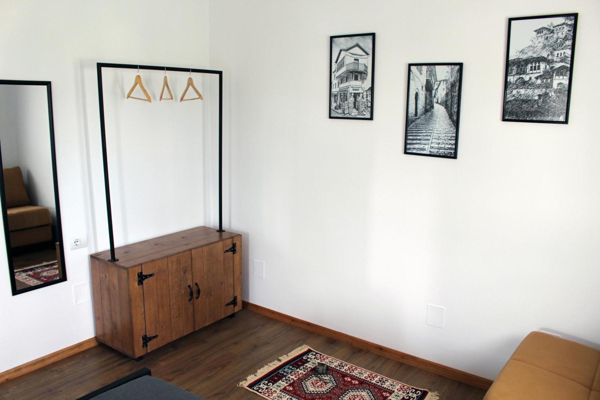 Guest House Amades Gjirokastër 외부 사진
