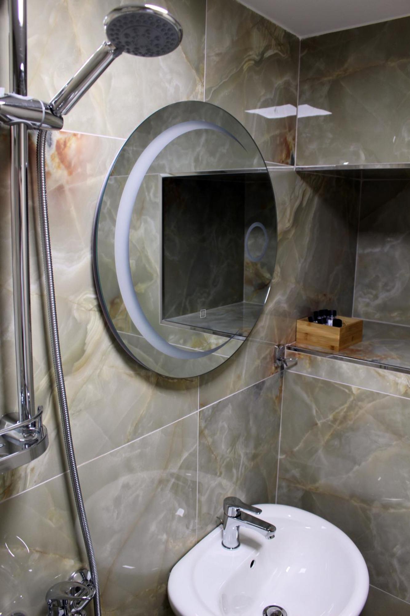 Guest House Amades Gjirokastër 외부 사진