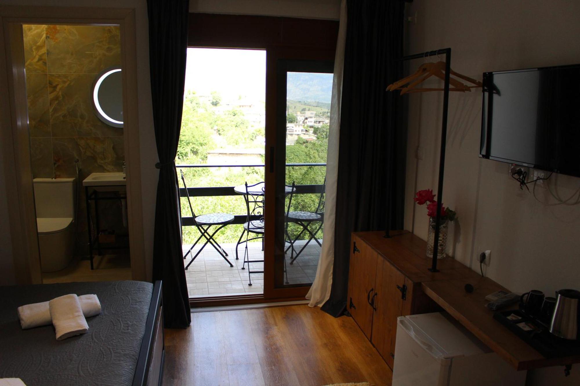 Guest House Amades Gjirokastër 외부 사진