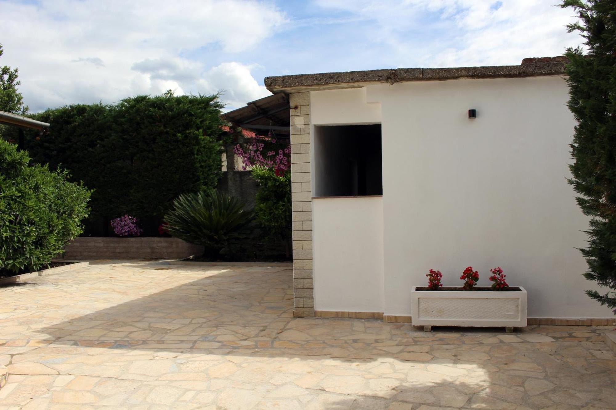 Guest House Amades Gjirokastër 외부 사진